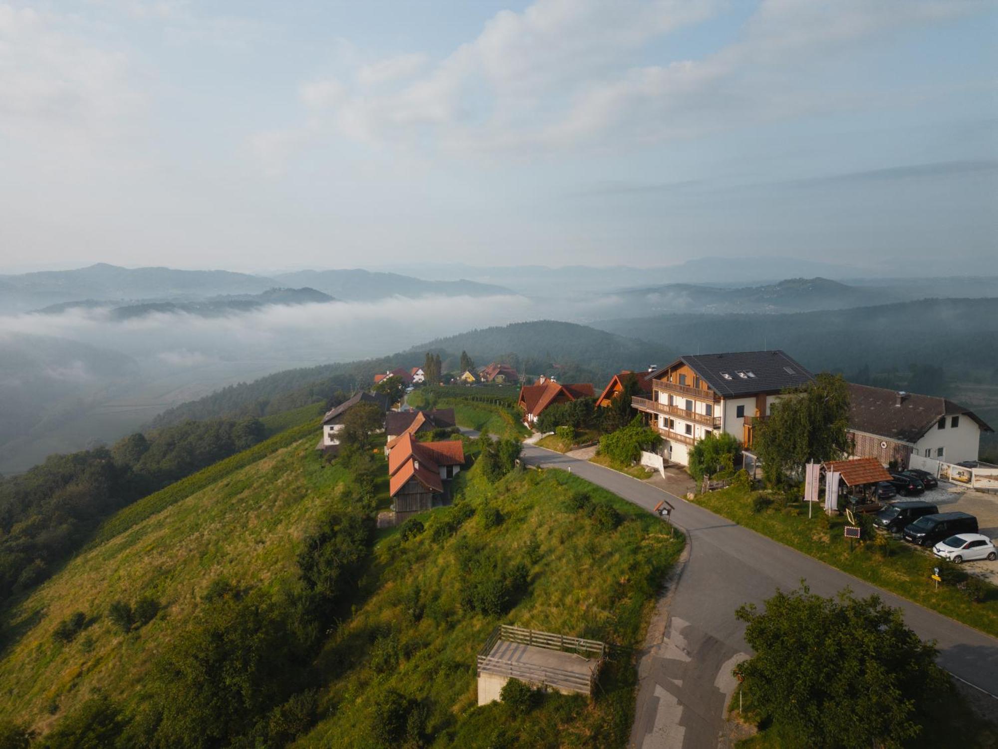 Das Weinkitz Kitzeck im Sausal Exteriör bild
